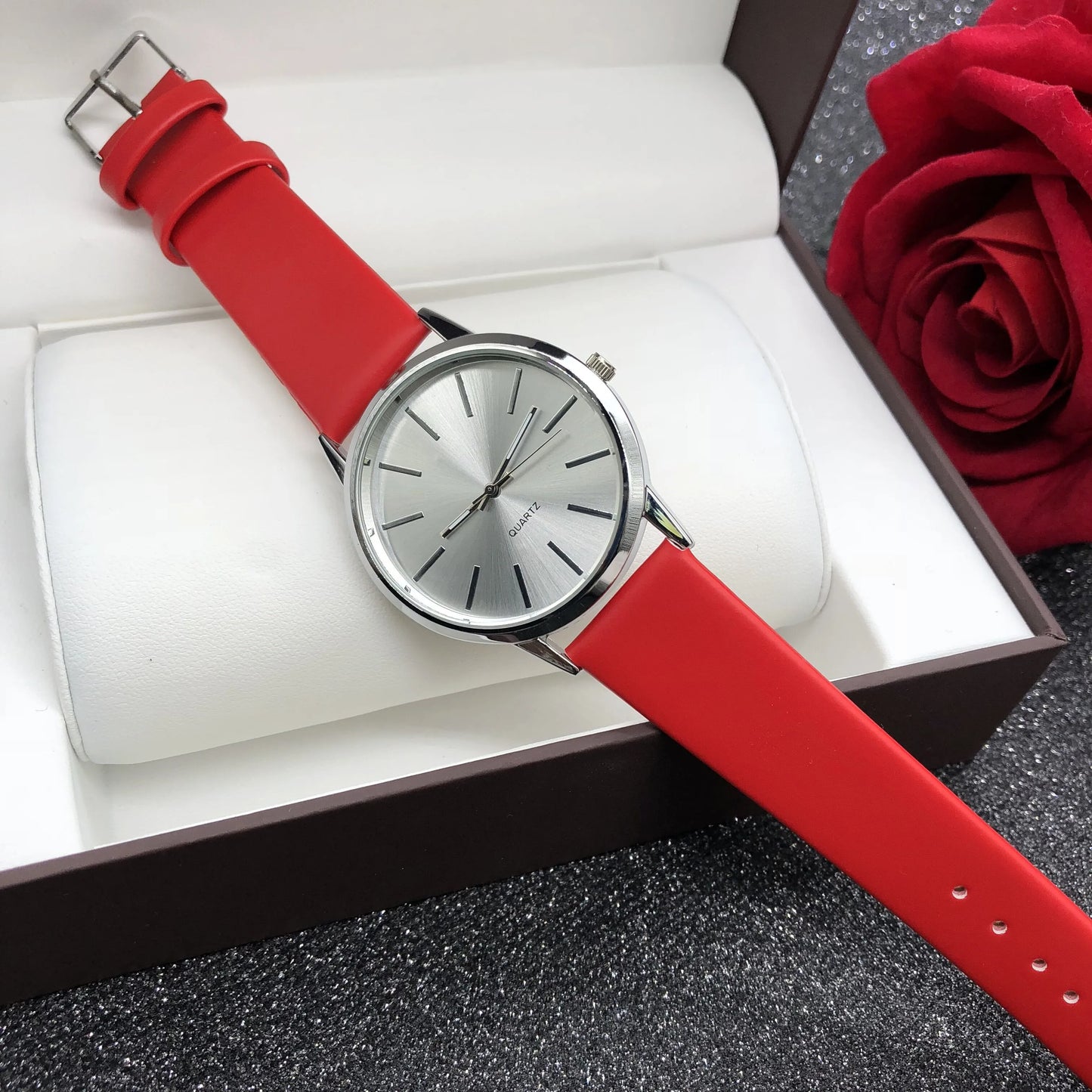 Fashion Women Watches Bayan Kol Saati Simple Casual White Woman Watch Ladies Wristwatch Zegarek Damski Female Clock Reloj Mujer